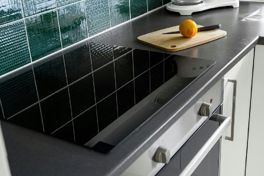 Abbandonare il gas senza ristrutturazioni: la soluzione innovativa per trasformare la cucina