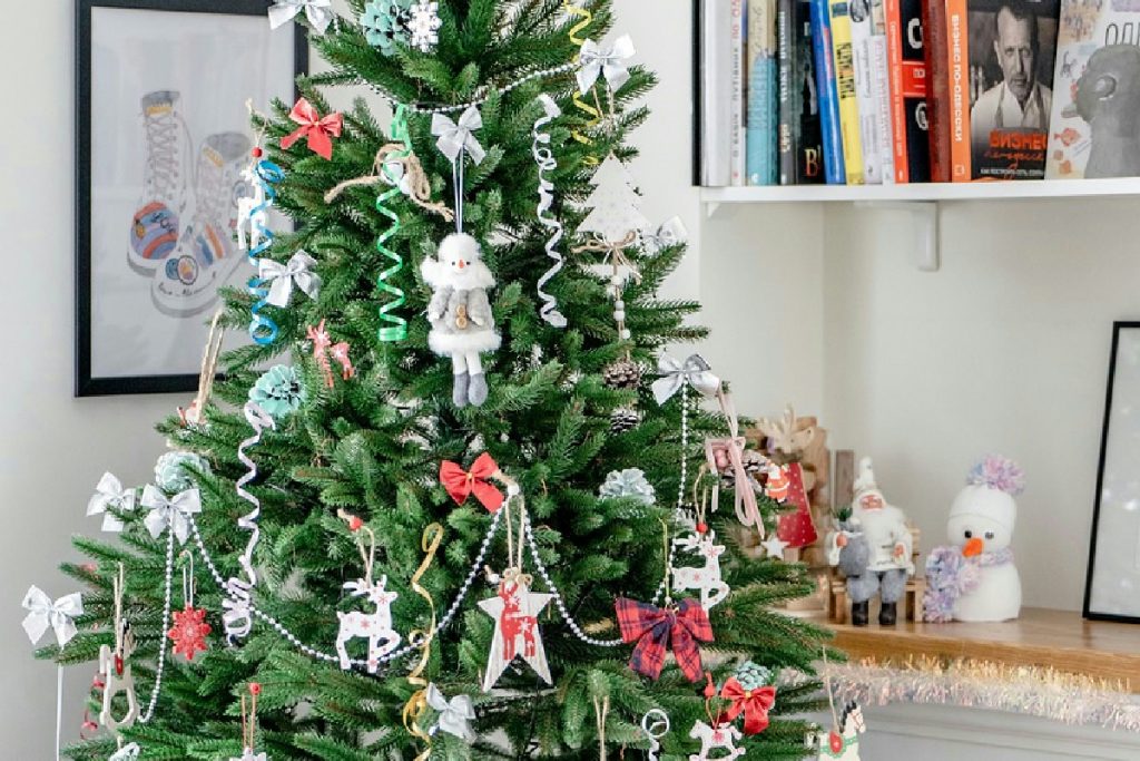 Dove posizionare l’albero in casa per creare un angolo speciale e aumentare l’energia positiva