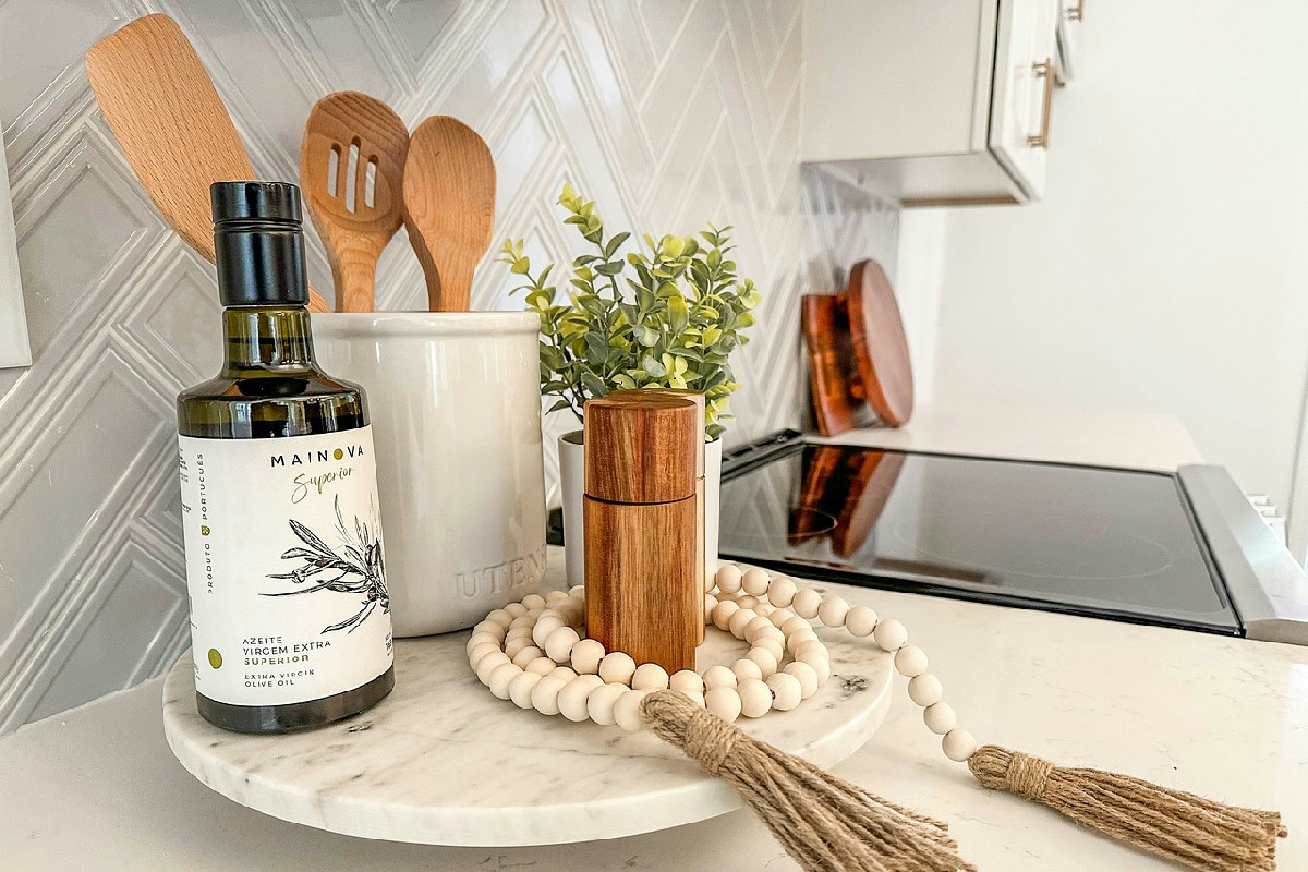 Arredi pratici e atmosfere raffinate per una cucina moderna in ogni ambiente della casa