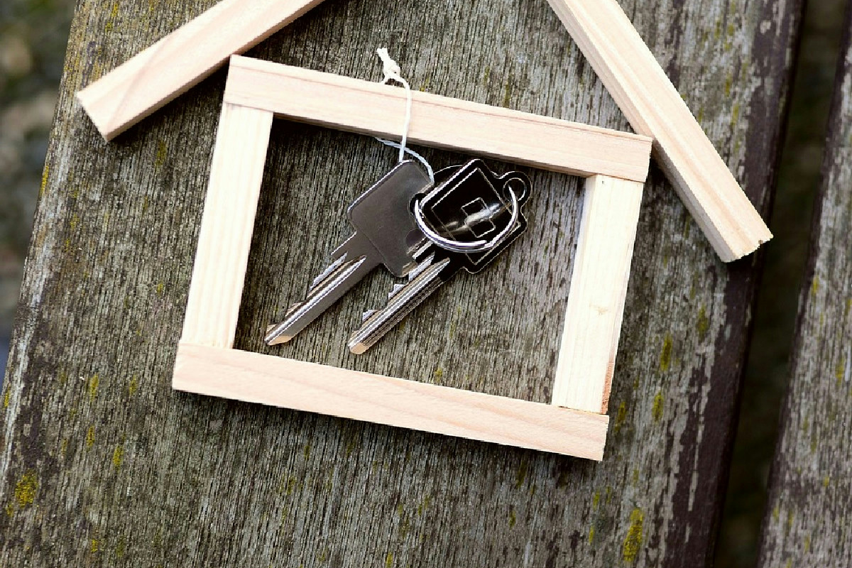 Esenzione IMU per immobili degli enti non commerciali: requisiti e novità della normativa 2026