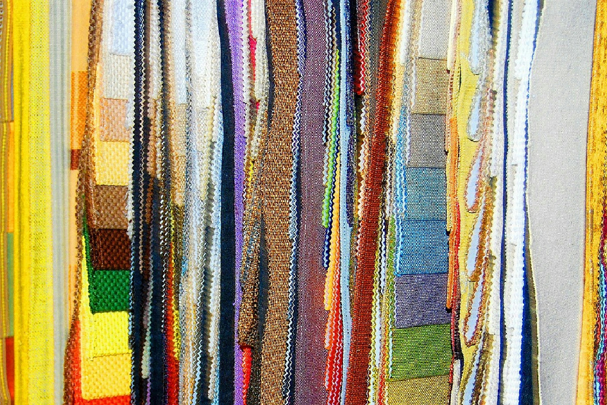 Fasi fondamentali per installare la tappezzeria perfetta: guida dettagliata con video esplicativo