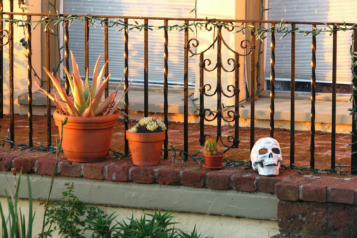 Interventi indispensabili per mantenere il balcone protetto e funzionale durante l’inverno